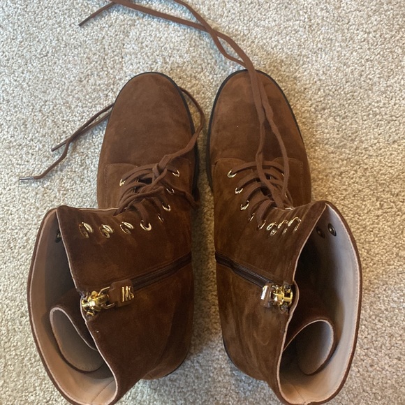 Stuart Weitzman Norrie suede boot - Picture 12 of 14